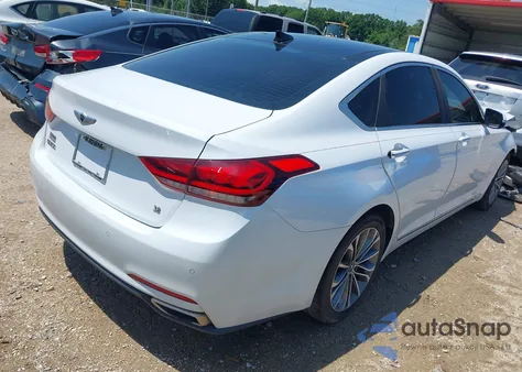 2015 Hyundai Genesis 3.8 z USA, uszkodzony, nr VIN KMHGN4JE1FU069567